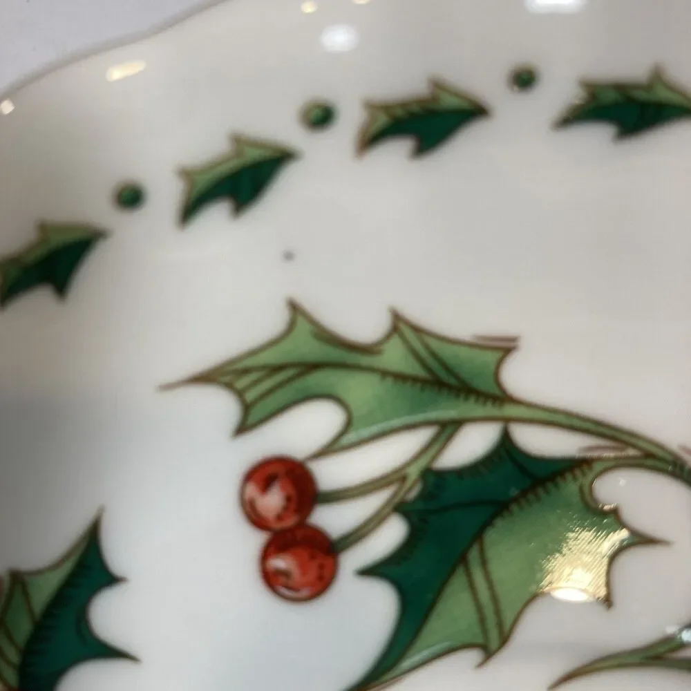 A Cup Of Christmas Tea Cup & Saucer Set Waldman House Tom Hegg Hanson Bone China